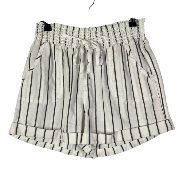 Forever 21 White & Black Stripe Smocked Waist High Rise Shorts S - Picture 1 of 5